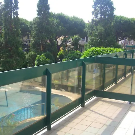 New Tiffany's Park Hotel